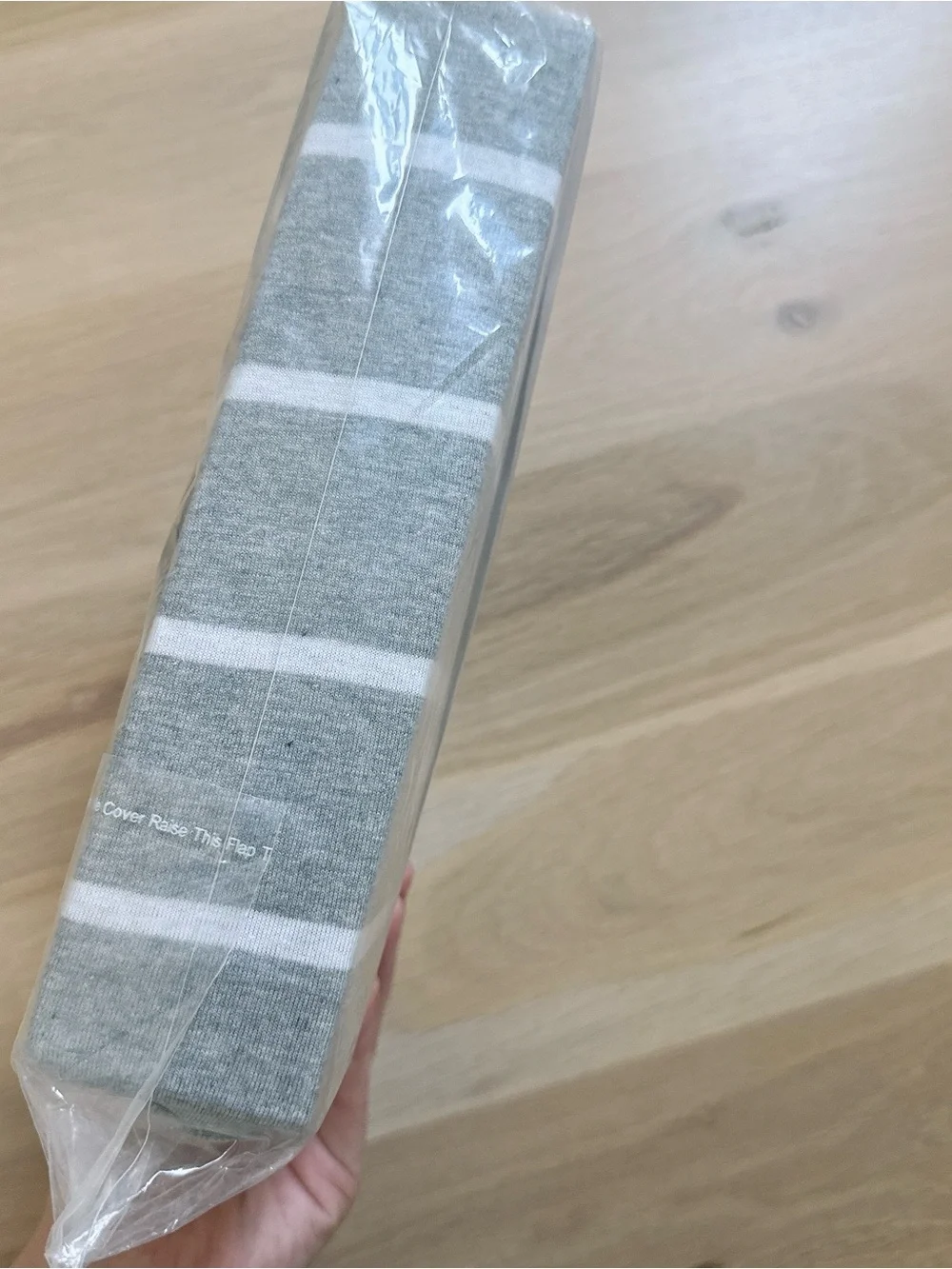 NIB Burt's Bees Baby Essential Organic Cotton Fitted Crib Sheet Set of 2